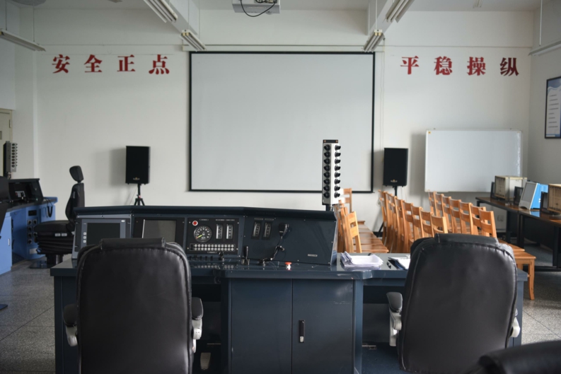 图片72.jpg 图片72.jpg