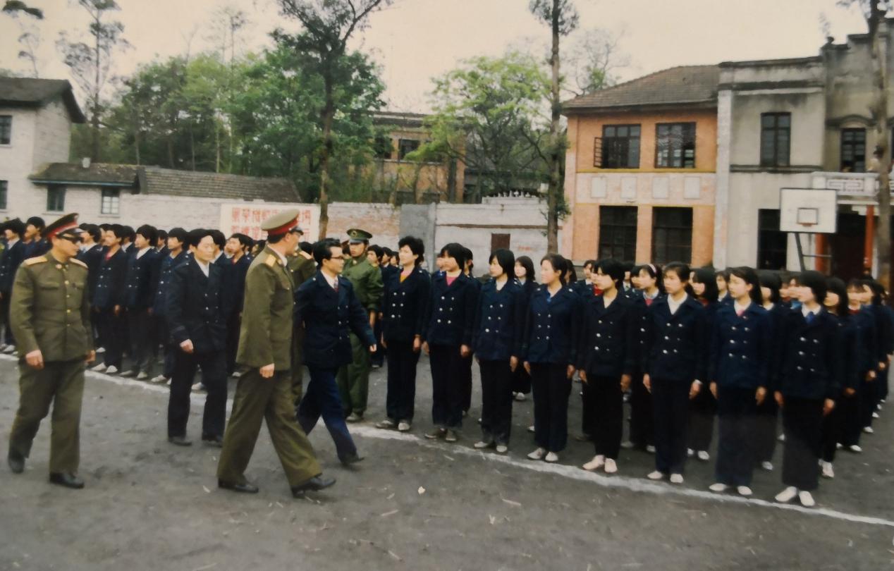 图片105.jpg 图片105.jpg