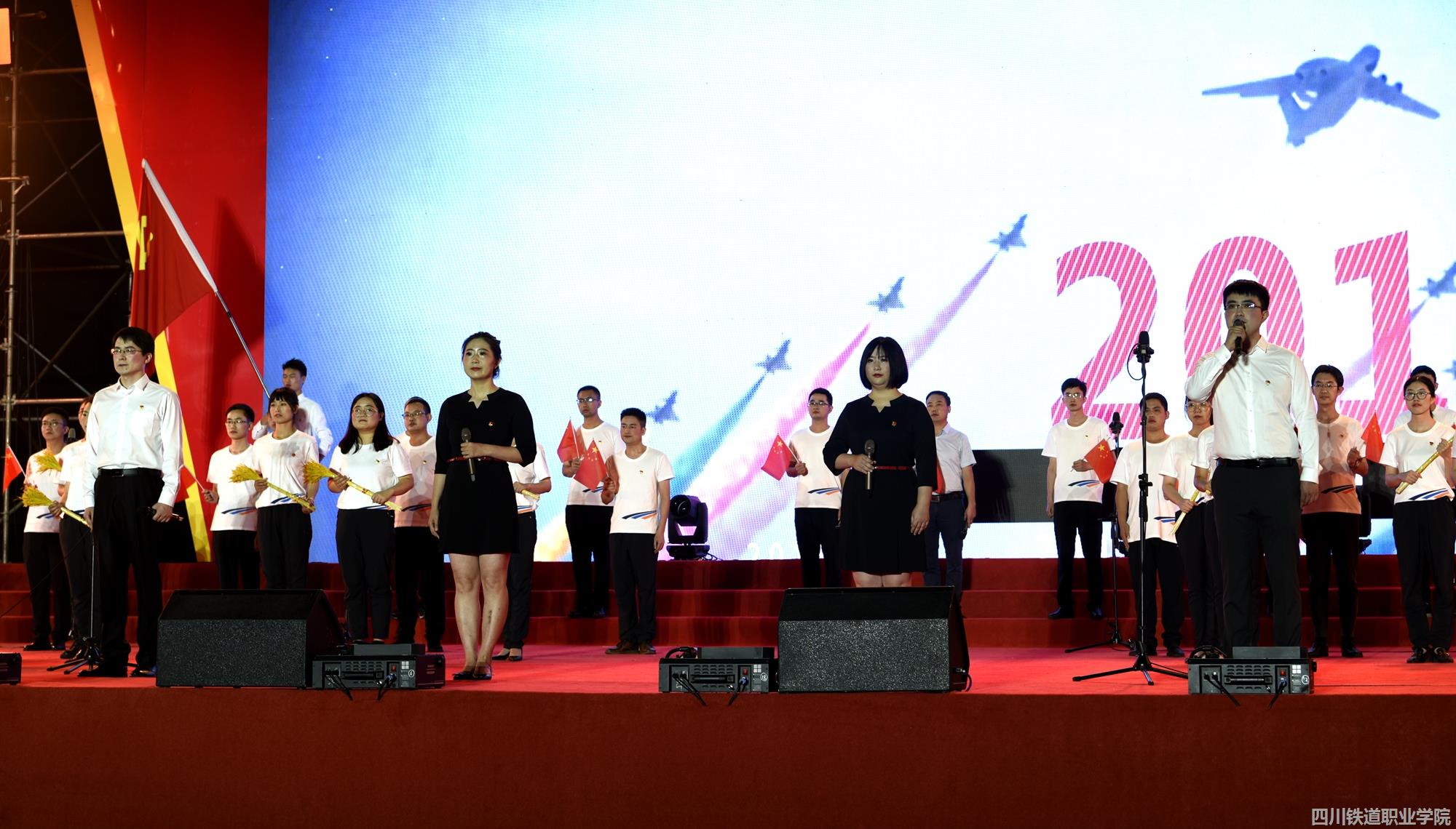 诗歌朗诵_副本.jpg 诗歌朗诵_副本.jpg