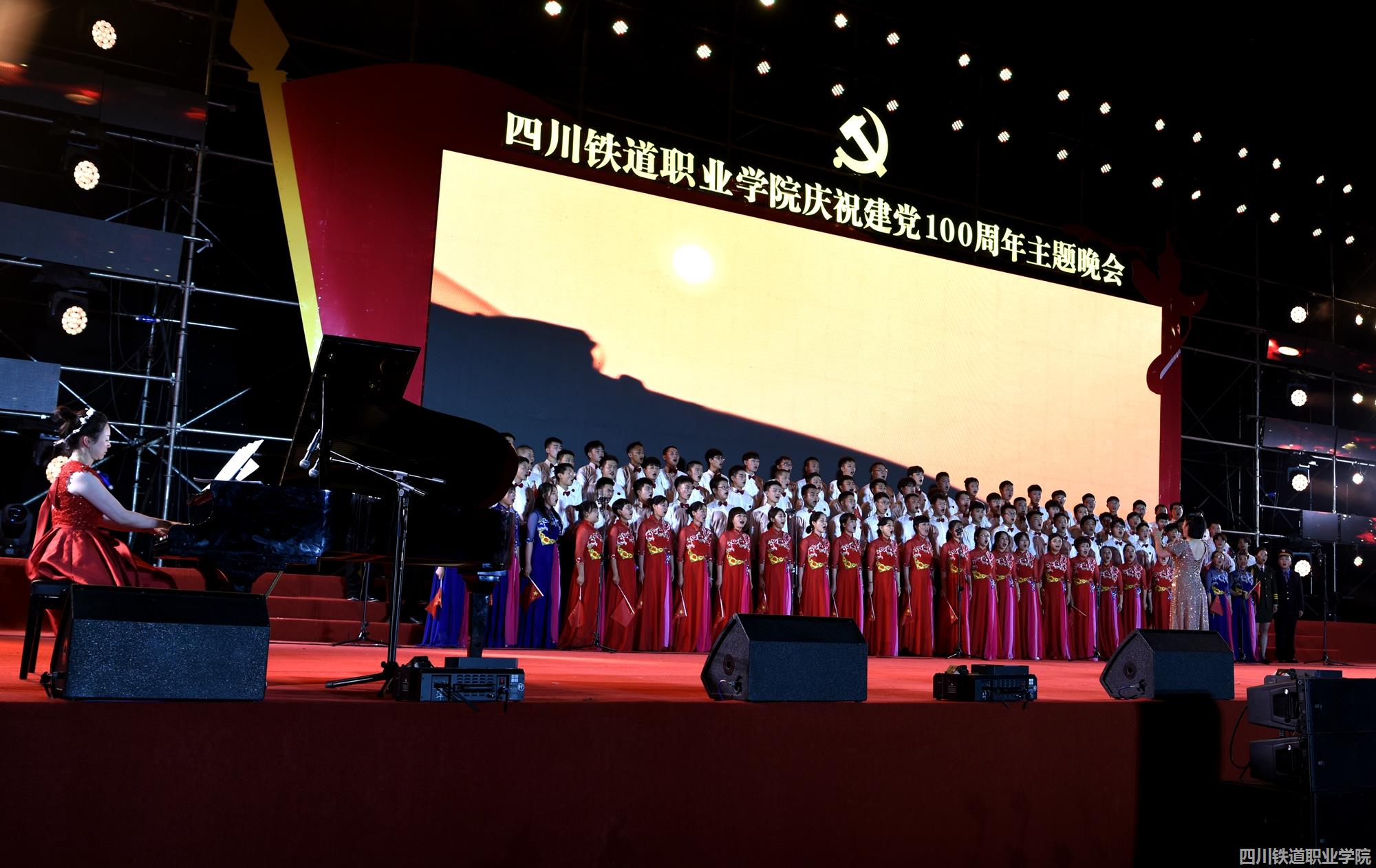 走向复兴_副本.jpg 走向复兴_副本.jpg